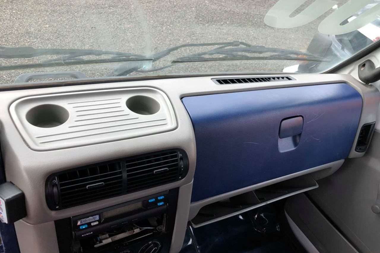 Volkswagen 23 220 - 03/03 18