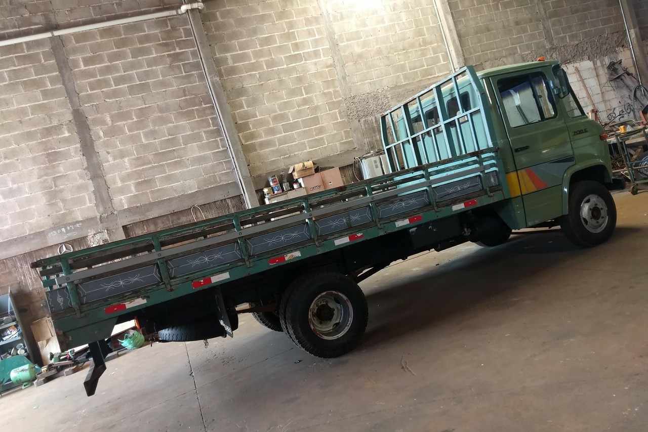 Mercedes Benz MB 708 - 87/87 3
