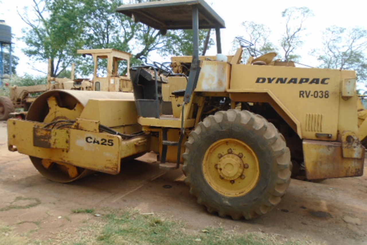 Dynapac Rolo CA25 - 88/88 4