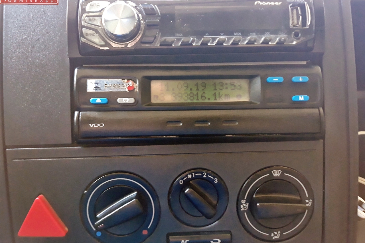 Volkswagen 24-280 E Constellation 6x2 - 14/14 10