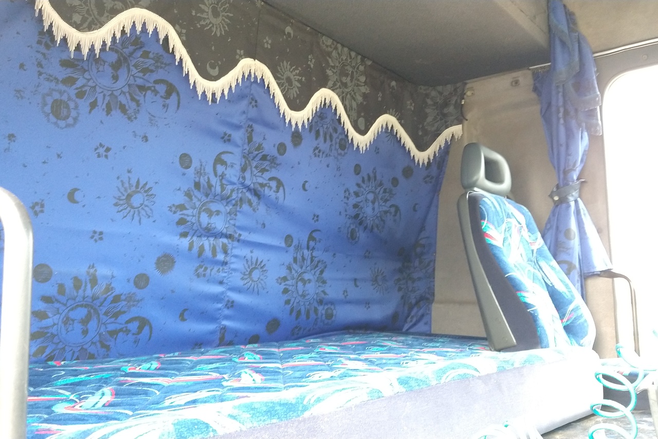 Scania 124 400 - 02/02 9