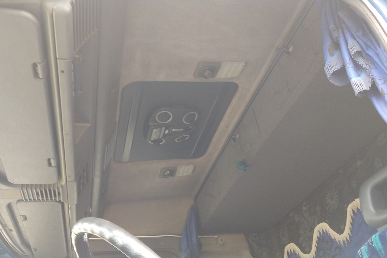 Scania 124 400 - 02/02 14