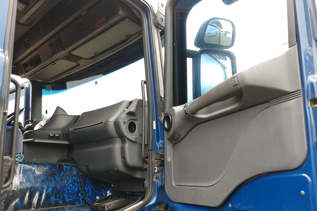 Scania 124 400 - 02/02 13