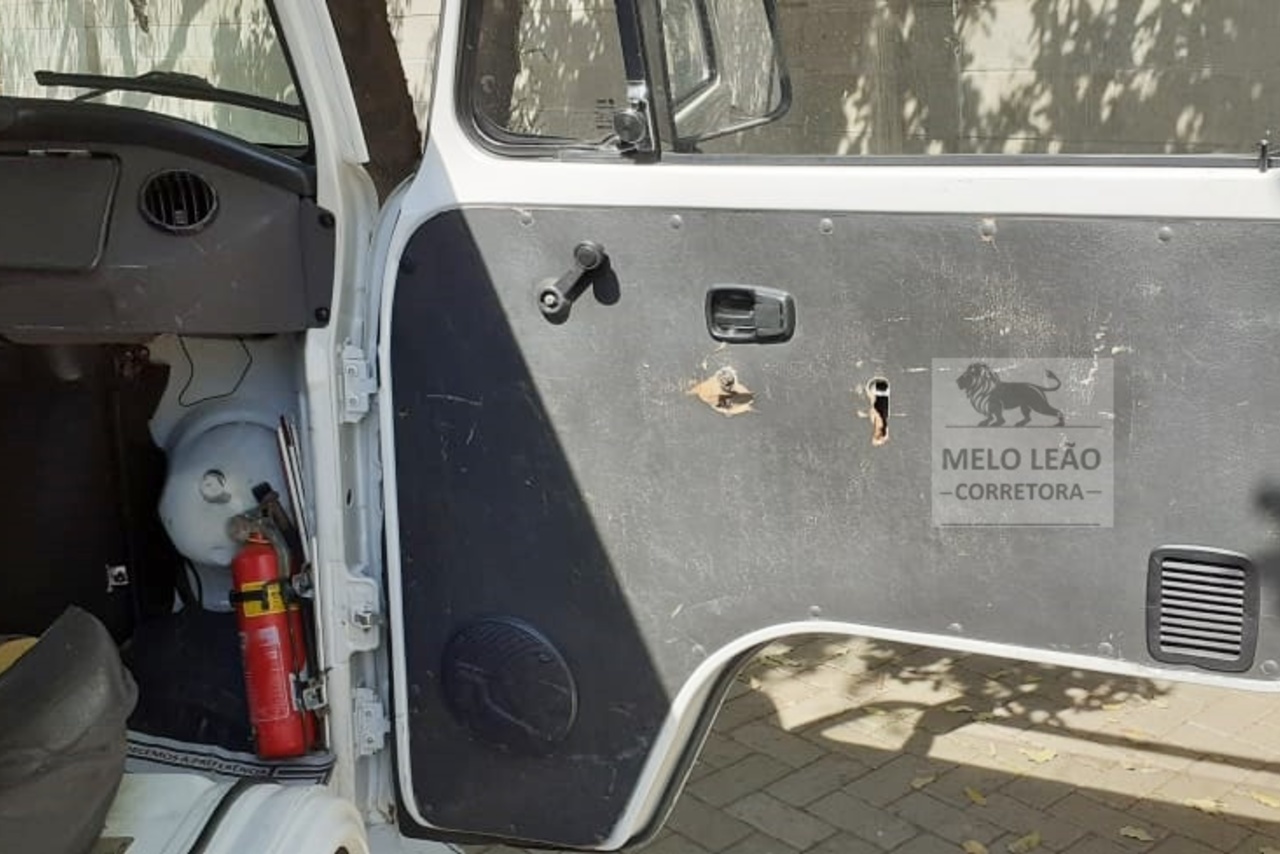 Volkswagen Kombi - 07/08 23