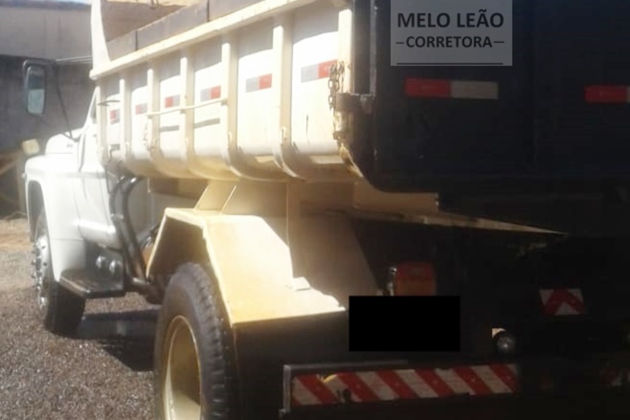 Ford F14000 - 90/90 2
