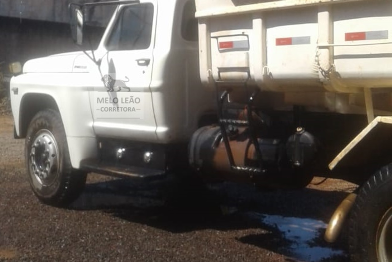 Ford F14000 - 90/90 6