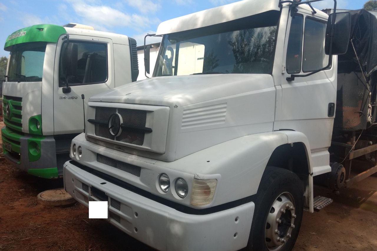 Mercedes Benz MB 1620 - 03 8