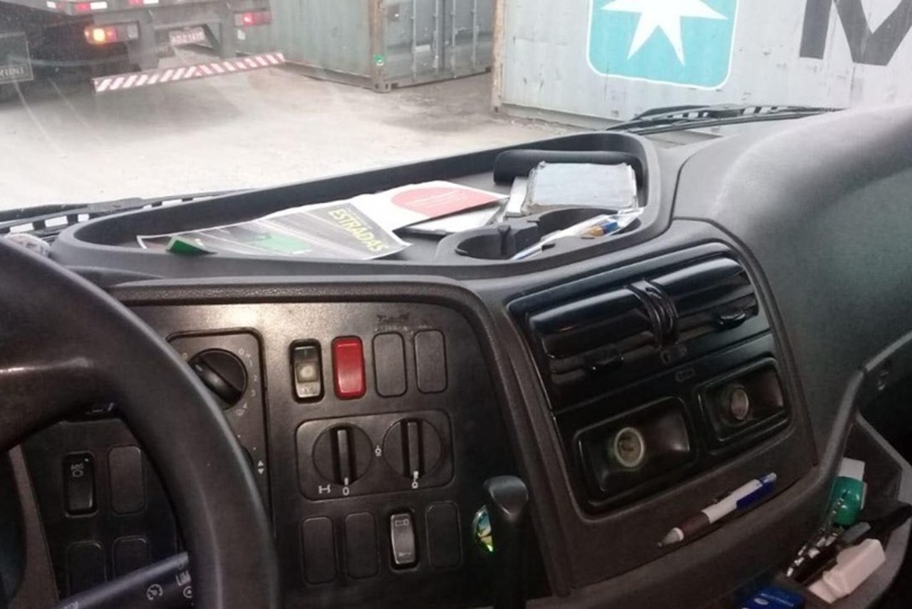 Mercedes Benz Axor 2540 - 07/08 9