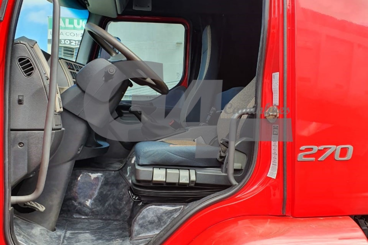 Volvo VM 270 - 14/14 13