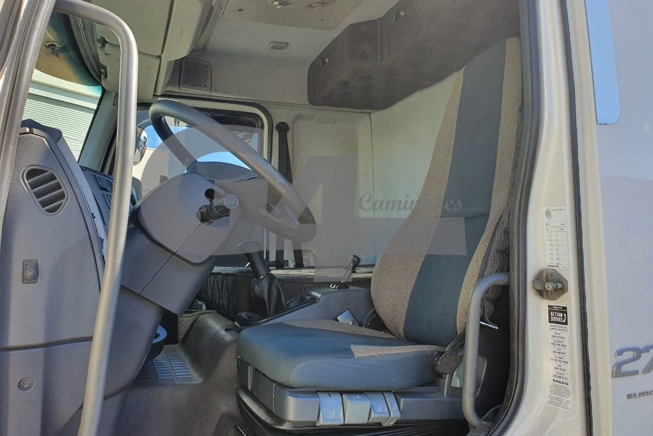 Volvo VM 270 - 14/14 11