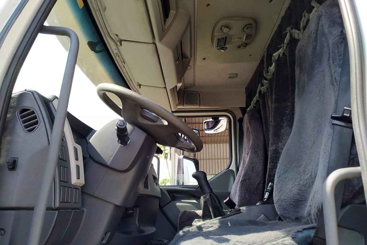 Volvo VM 270 - 13/13 3