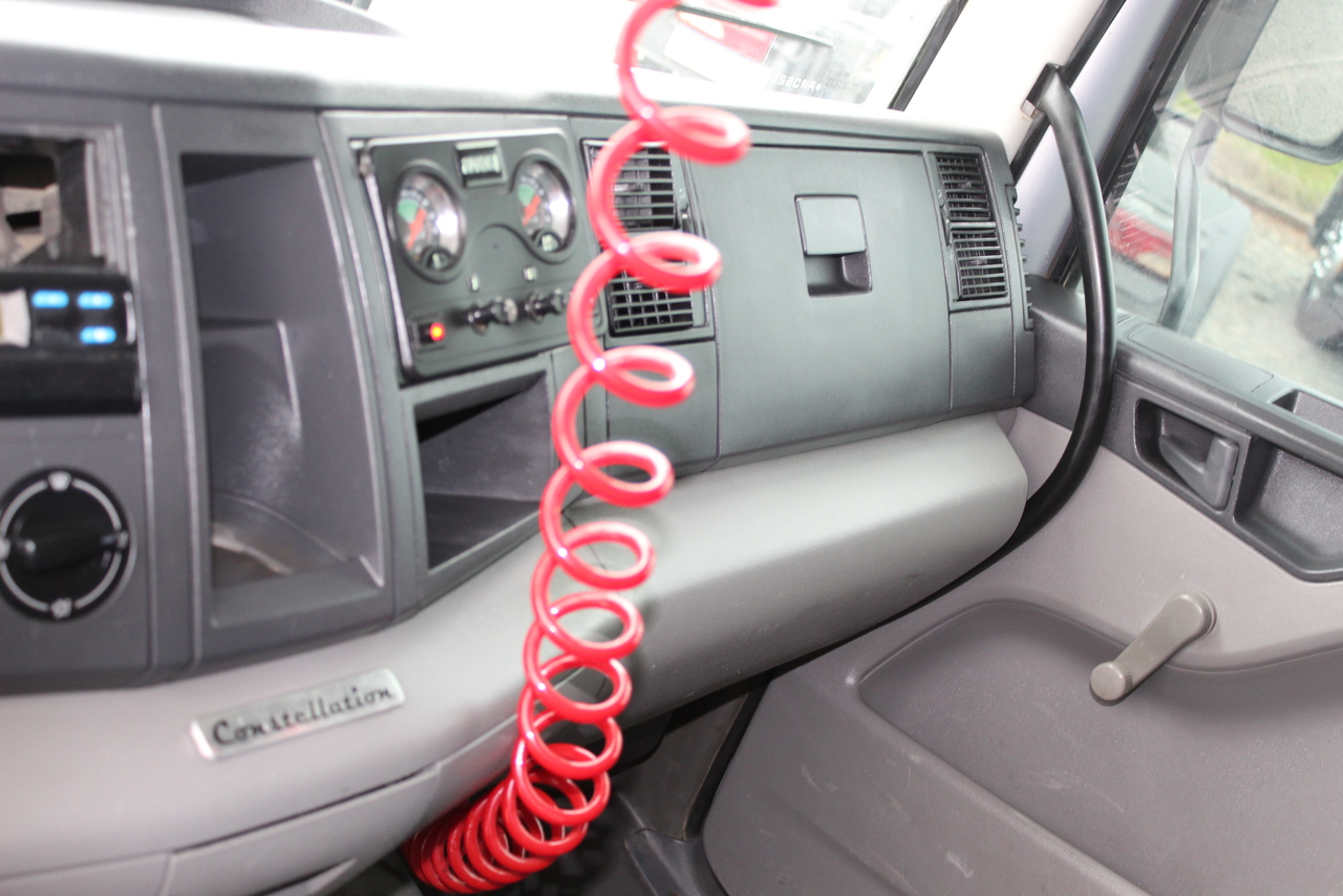 Volkswagen 24-250 E Constellation 3-Eixos - 10/10 13