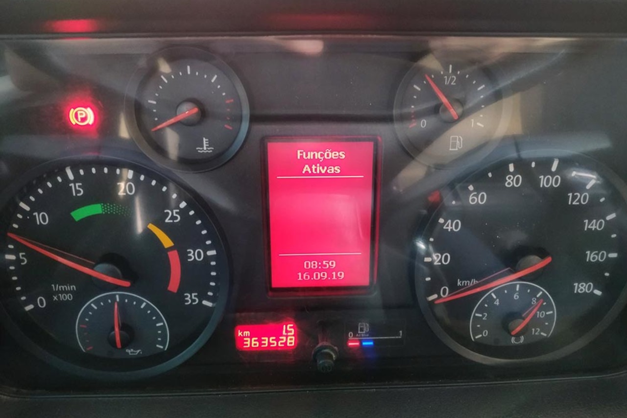 Volkswagen 10-160 E Delivery - 14/14 3
