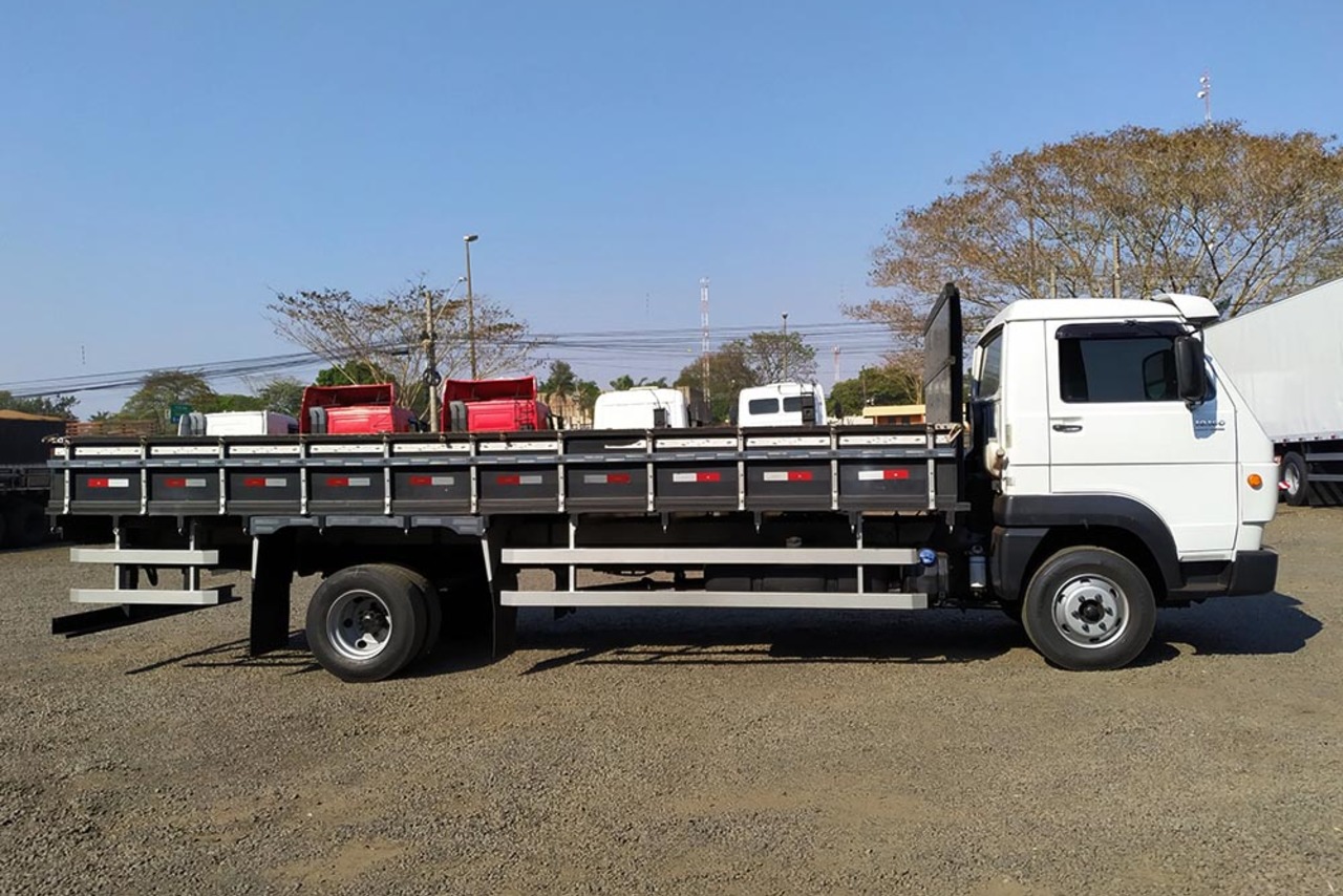 Volkswagen 10-160 E Delivery - 14/14 10