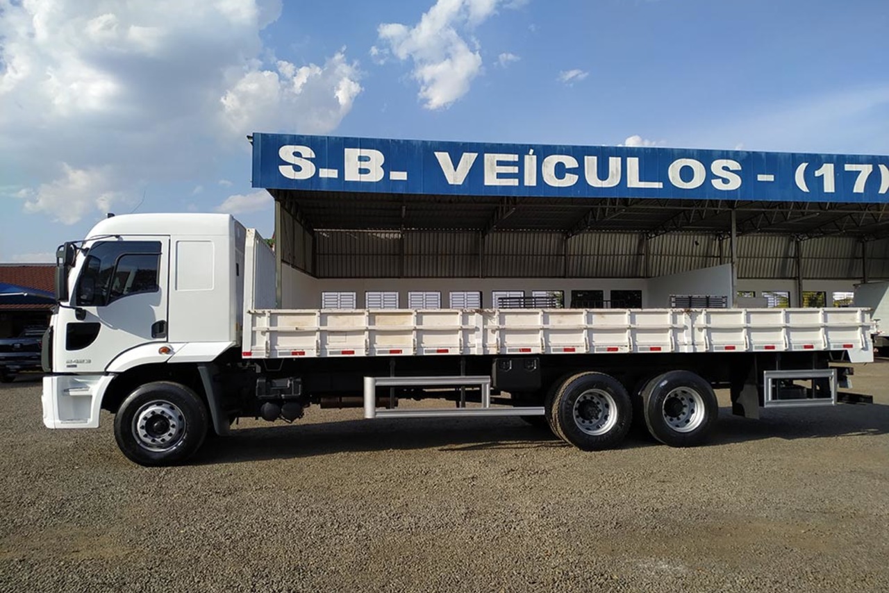 Ford Cargo2423 - 13/13 11
