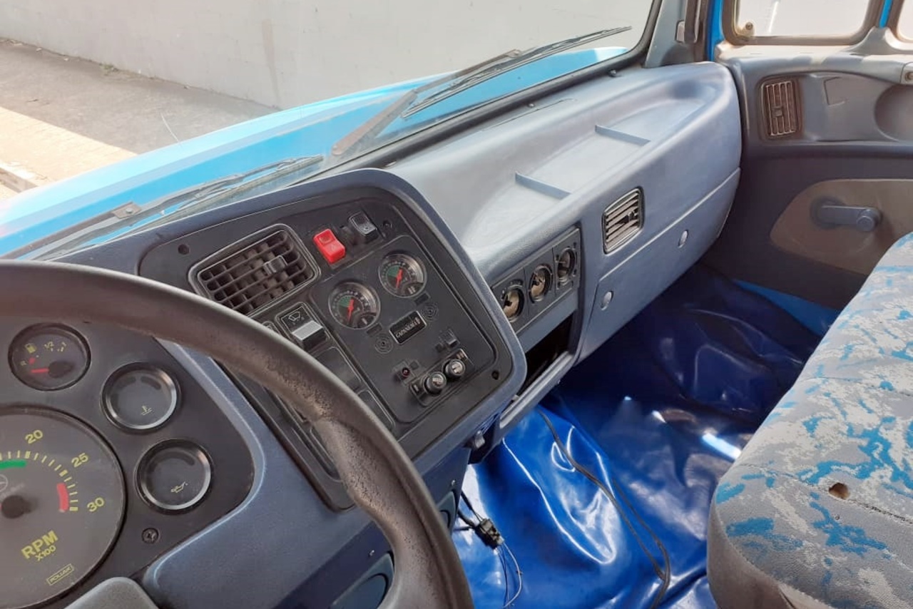 Mercedes Benz MB 1218 - 99/99 12