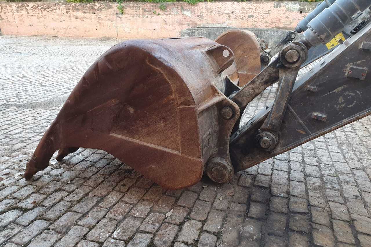 Volvo EC380DL - 15/15 4
