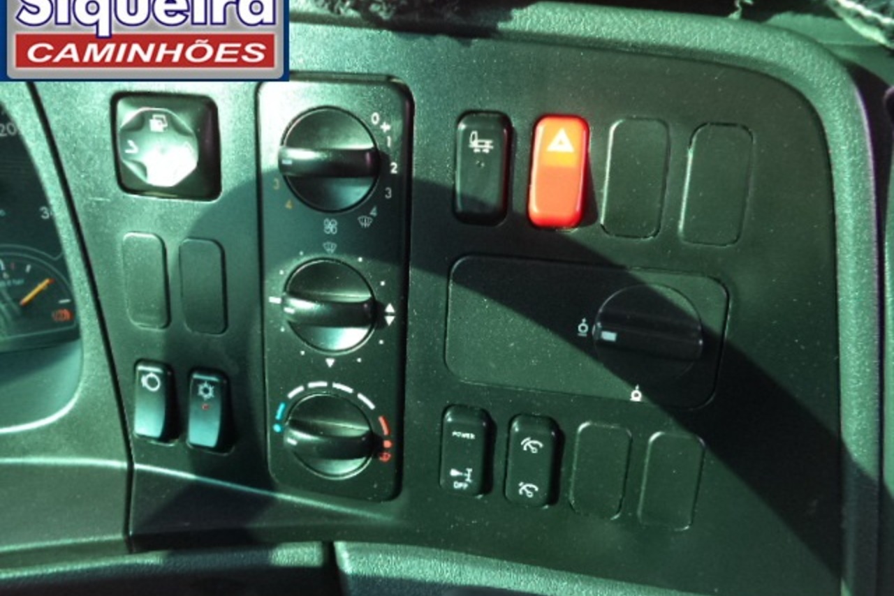 Mercedes Benz Atego 2430 - 15/16 11