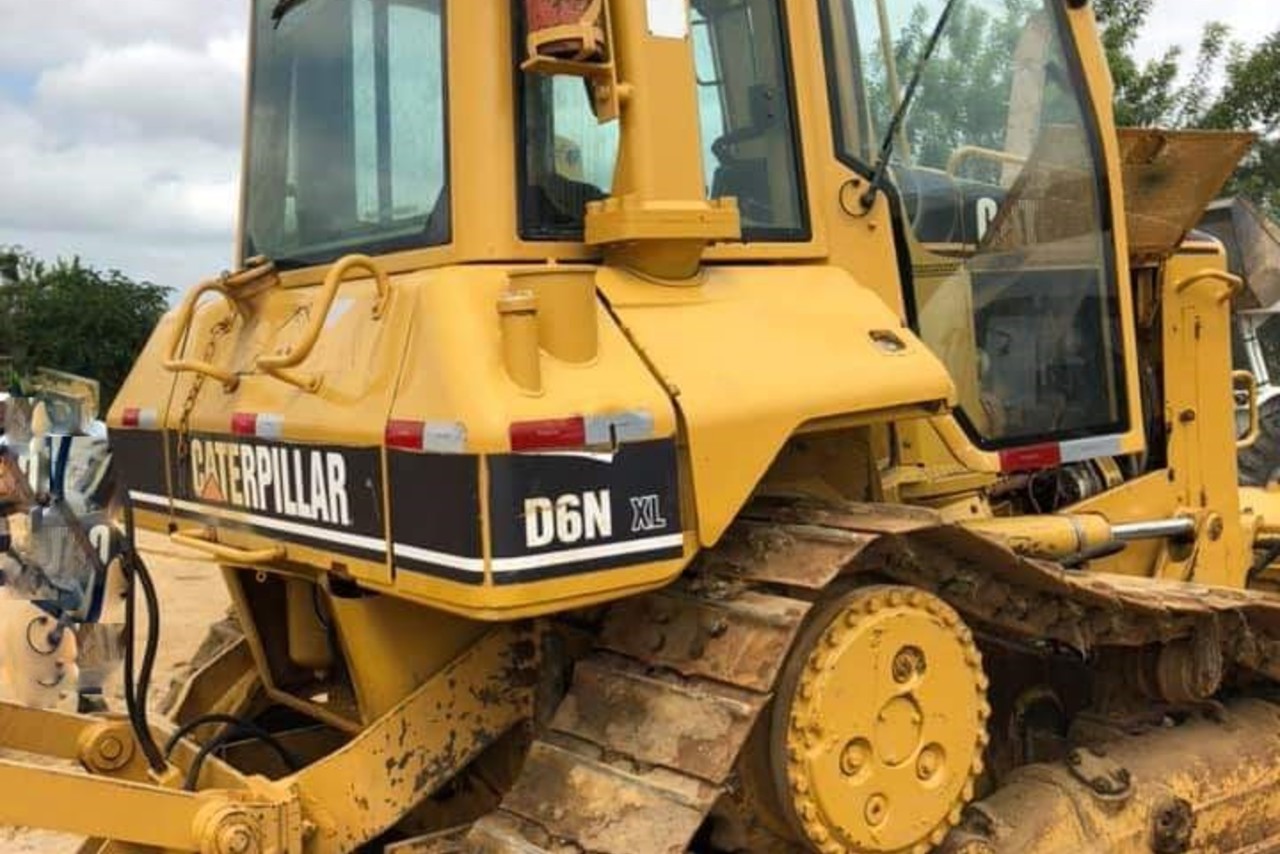 Caterpillar D6NXL - 06/06 2