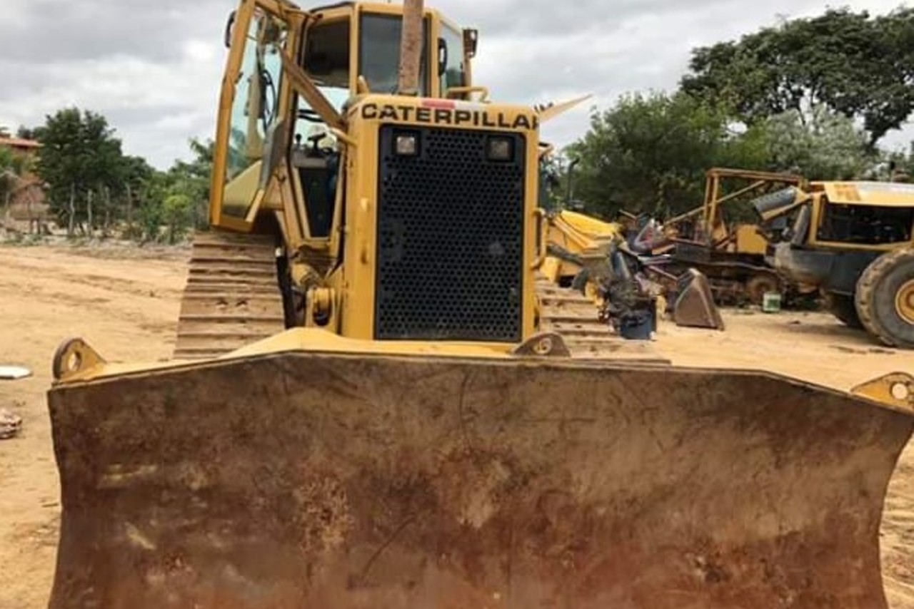 Caterpillar D6NXL - 06/06 7