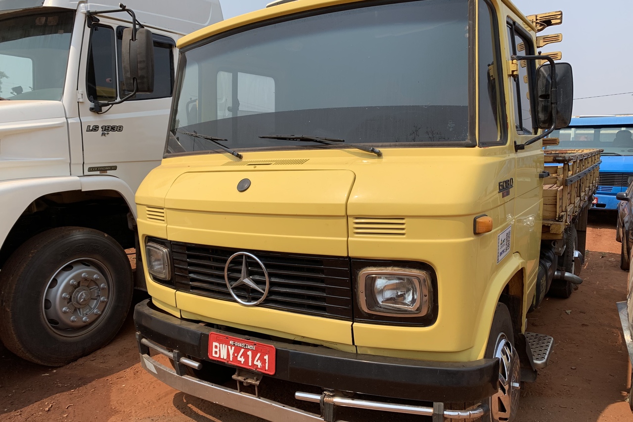 Mercedes Benz MB 608 - 77/77 5