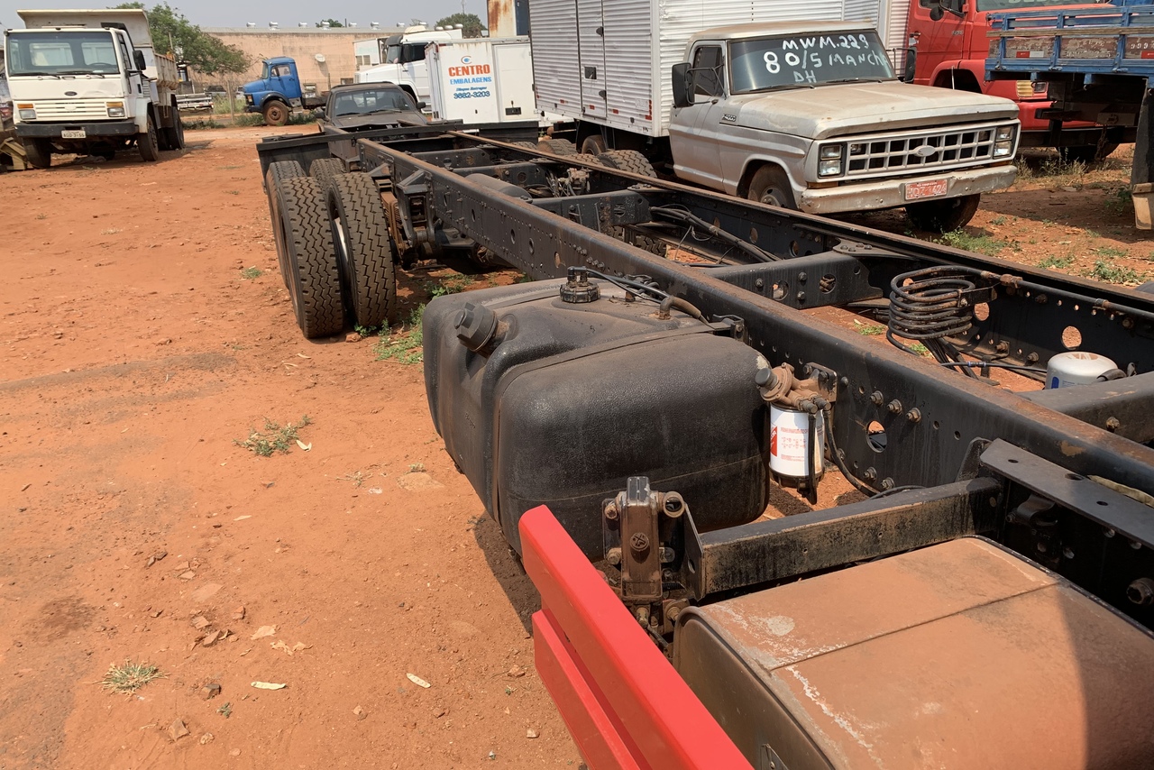 Mercedes Benz MB 1418 - 04/05 4