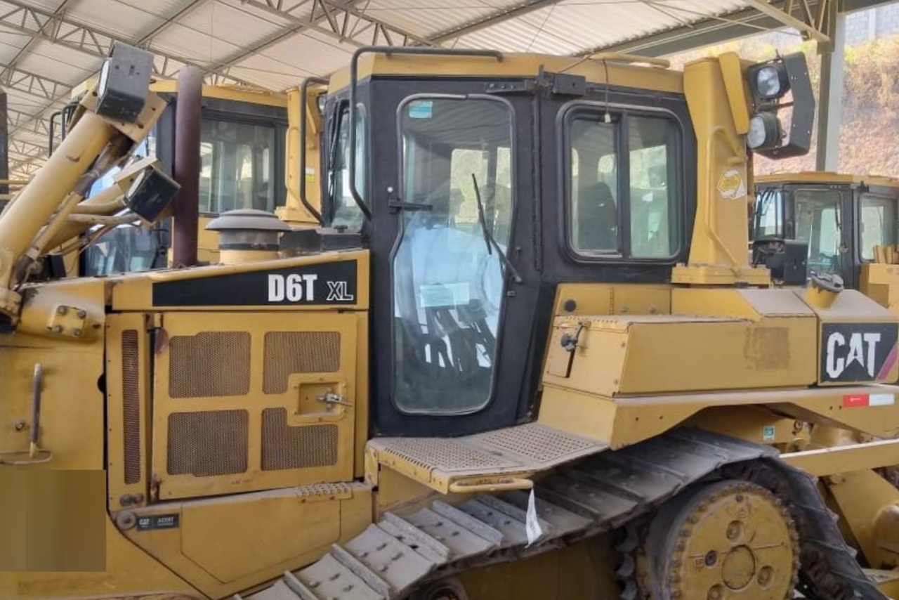 Caterpillar D6T XL - 08/08 2