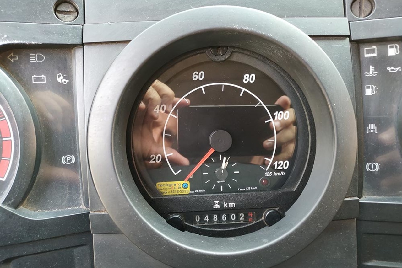 Ford Cargo712 - 09/09 6
