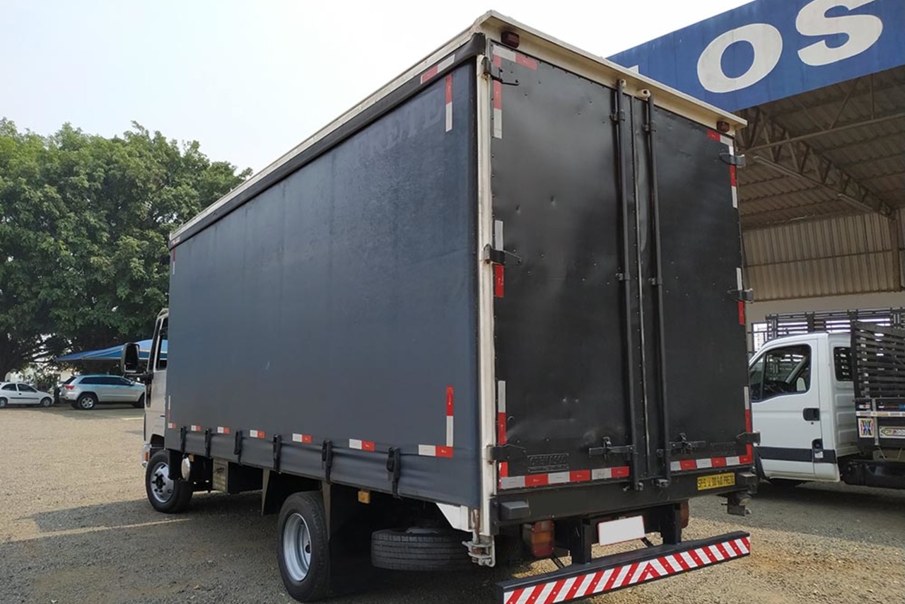 Ford Cargo712 - 09/09 8