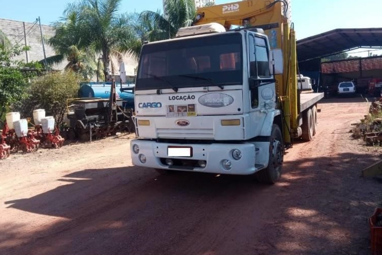 Ford Cargo1717 - 98/98 2