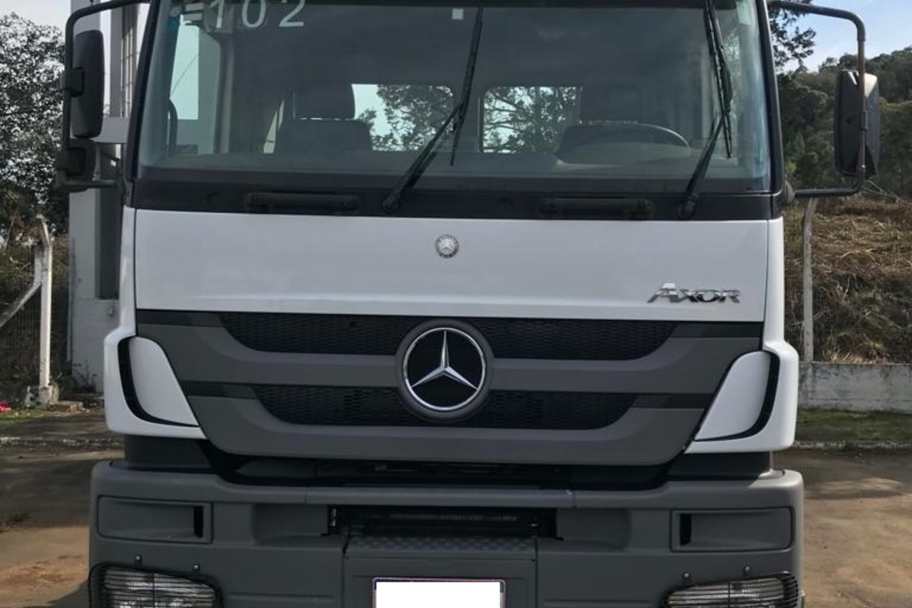 Mercedes Benz MB3344 Plataforma - 12 3