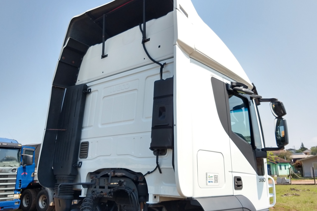Iveco Stralis 380 - 08/09 5