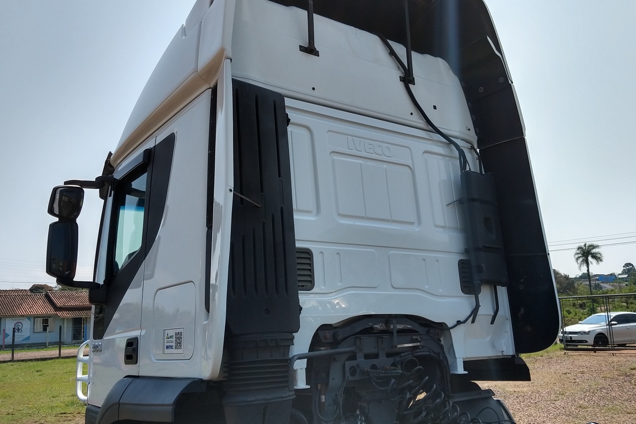 Iveco Stralis 380 - 08/09 6
