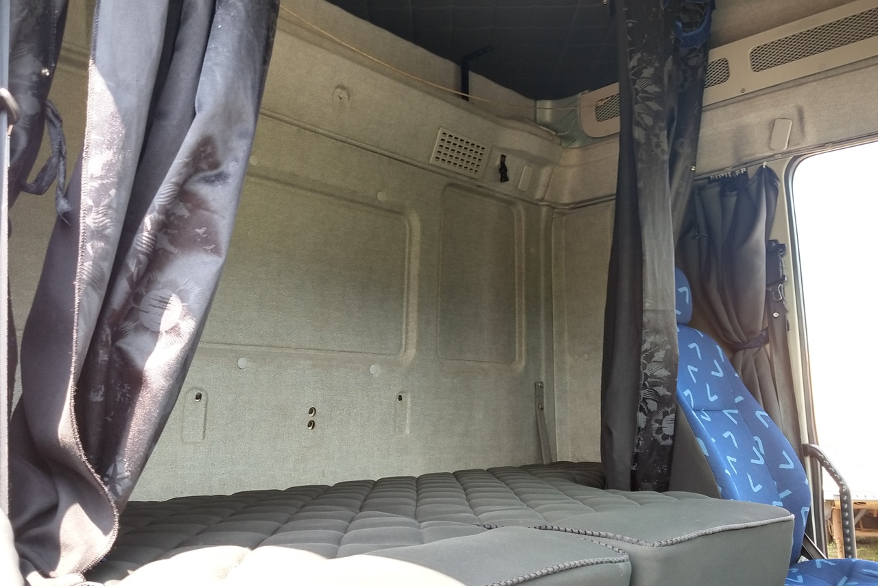 Iveco Stralis 380 - 08/09 8