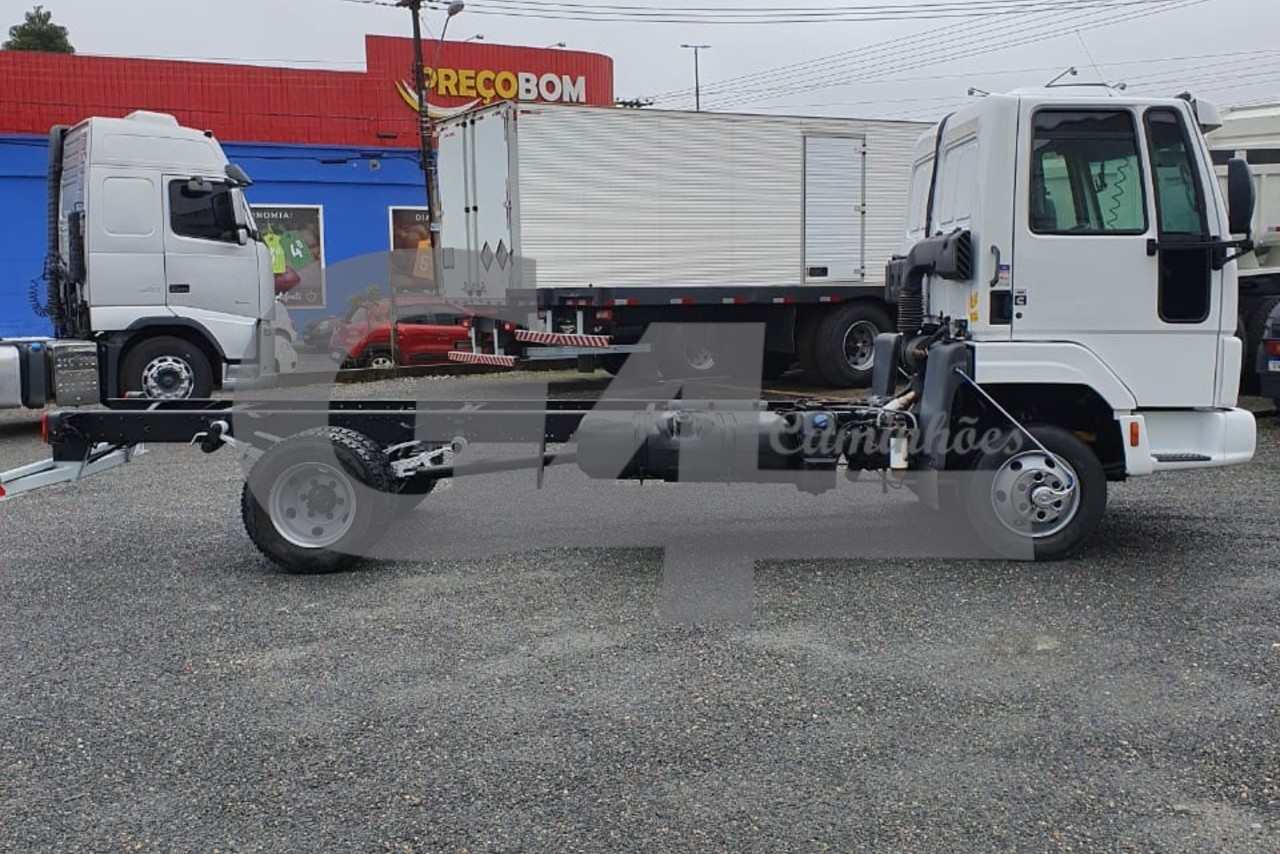 Ford Cargo816 - 13/13 5