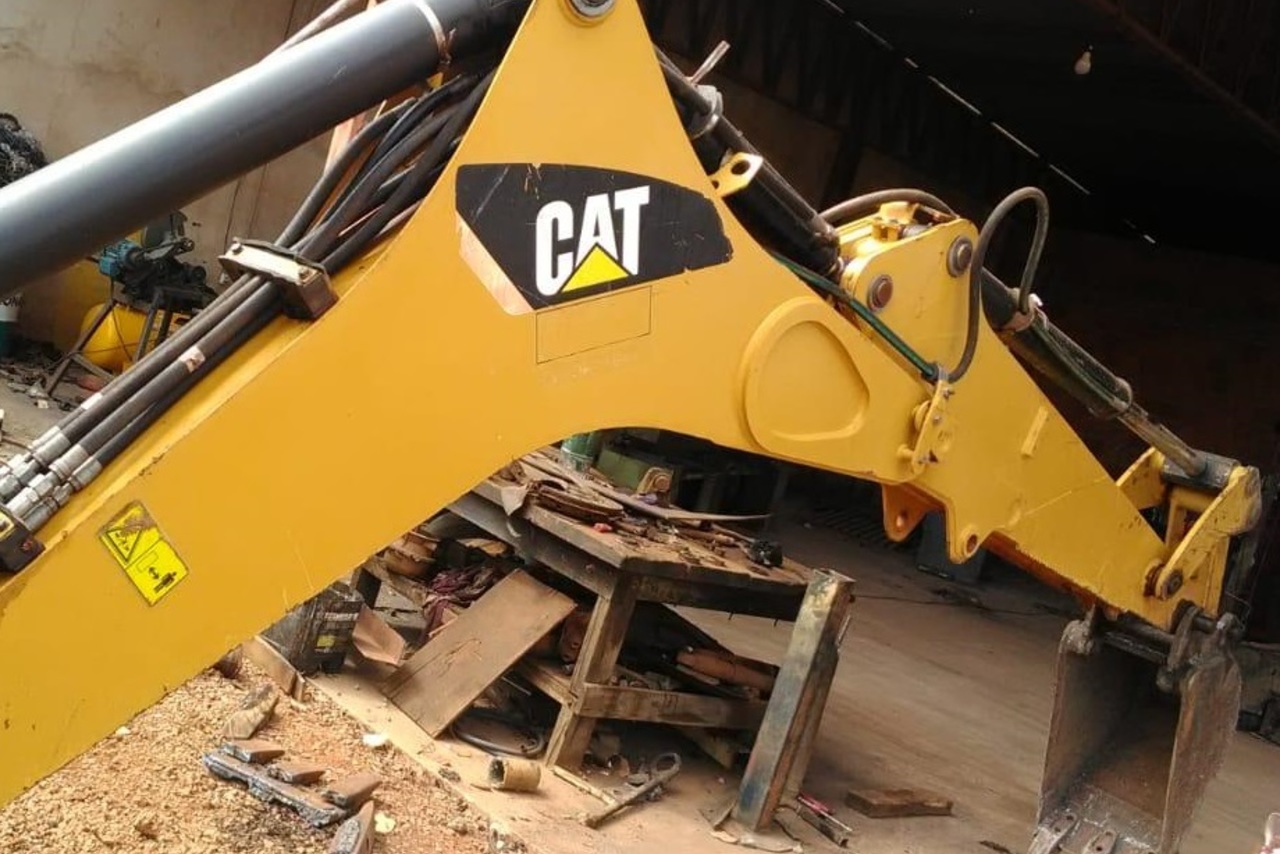 Caterpillar 416E - 13/13 7