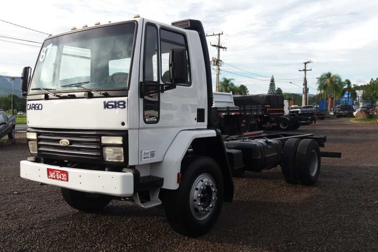 Ford Cargo 1618 - 87/87 5
