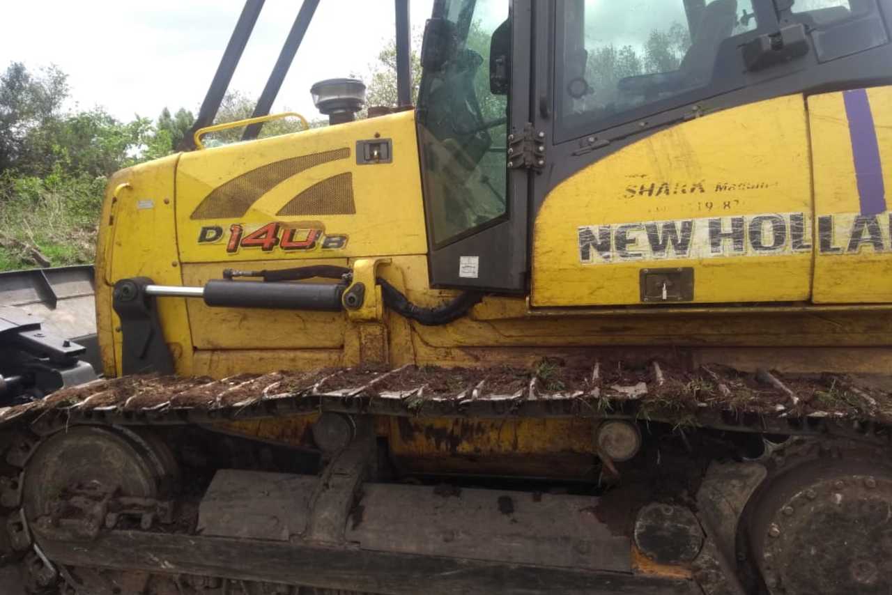 New Holland D140 - 12/12 6
