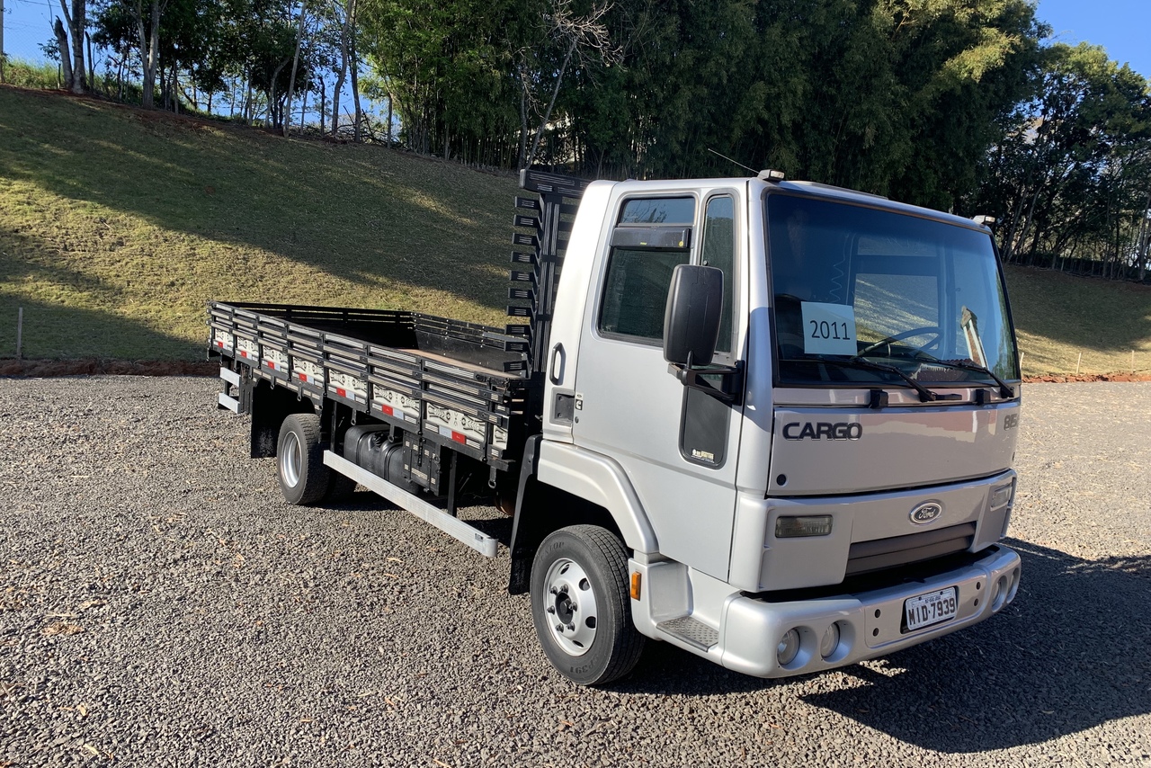Ford Cargo815 - 10/11 3