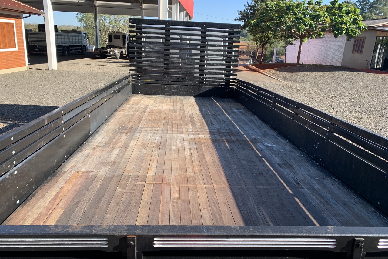 Ford Cargo815 - 10/11 8