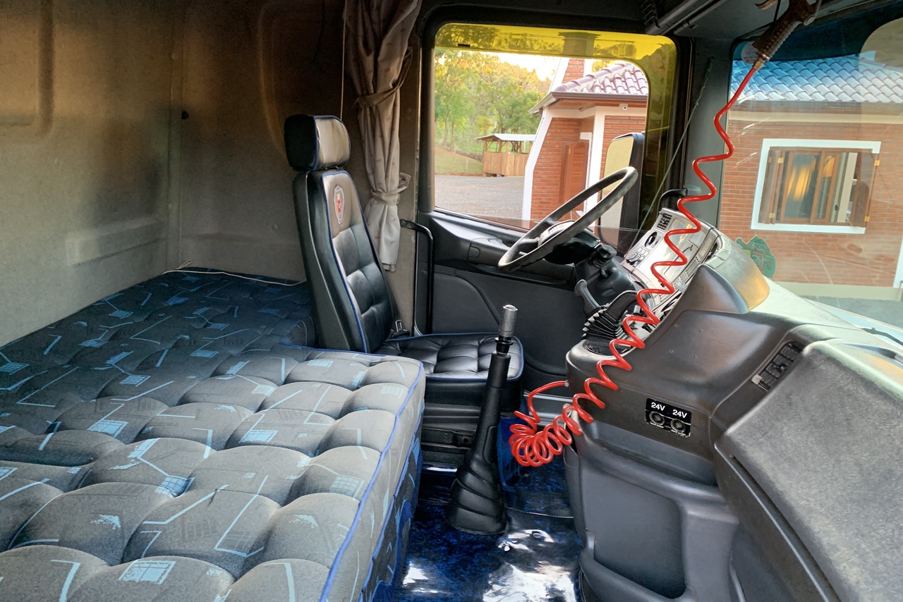 Scania 124 400 - 02/02 10