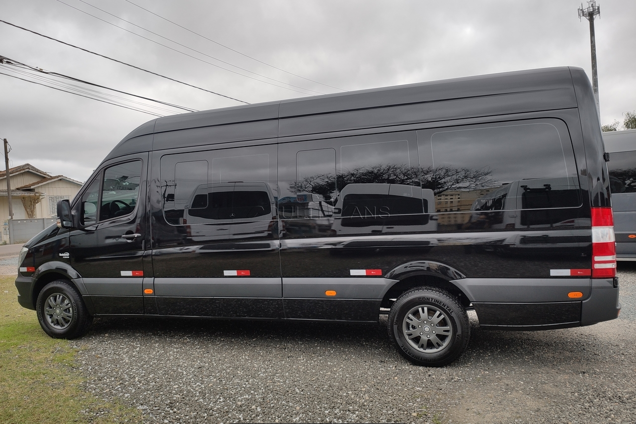 Mercedes Benz Sprinter Executiva 415 - 19/19 12