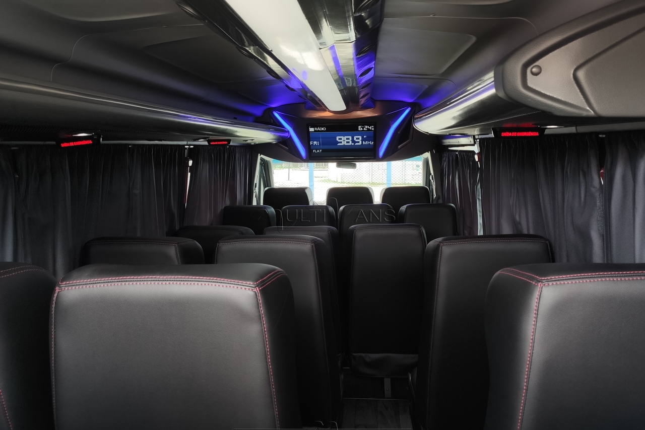 Mercedes Benz Sprinter Executiva 415 - 19/19 13