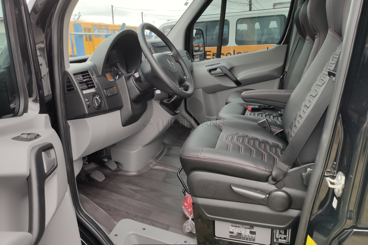 Mercedes Benz Sprinter Executiva 415 - 19/19 17