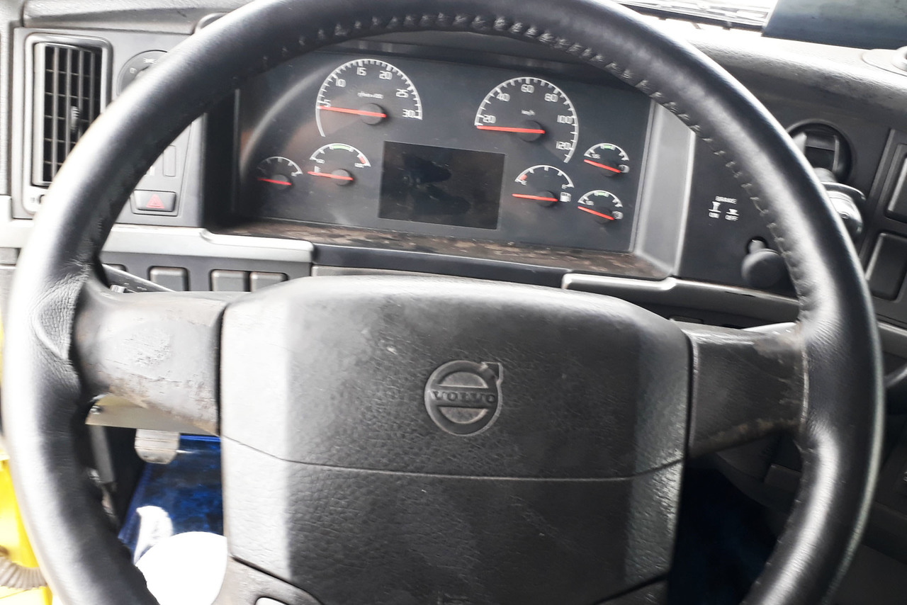 Volvo FH12 380 - 05/05 12