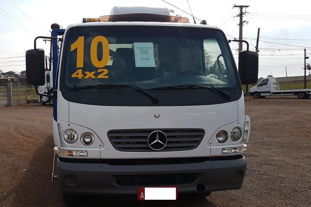 Mercedes Benz Accelo 915 - 10 3