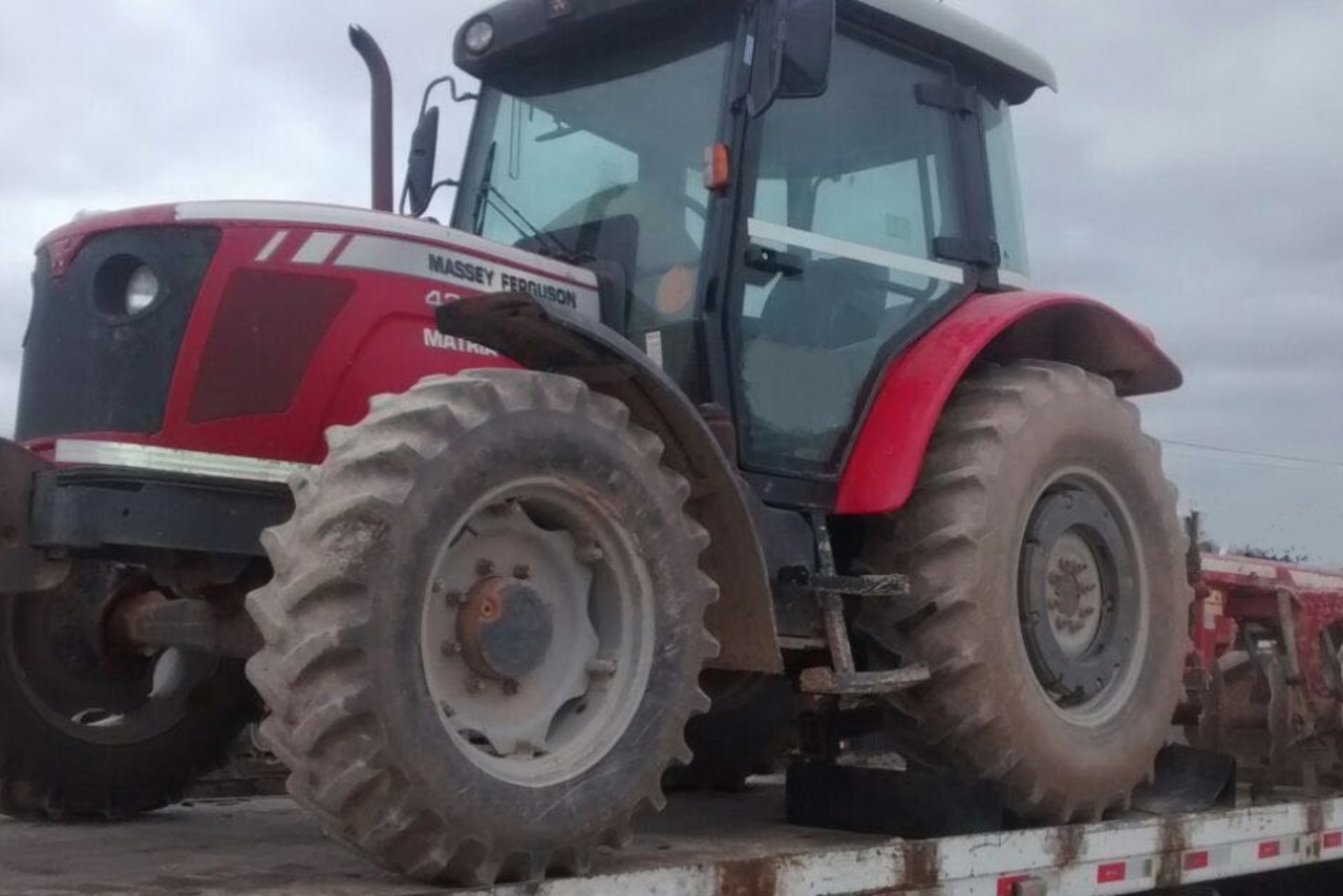 Massey Ferguson 4283 - 12/12 4