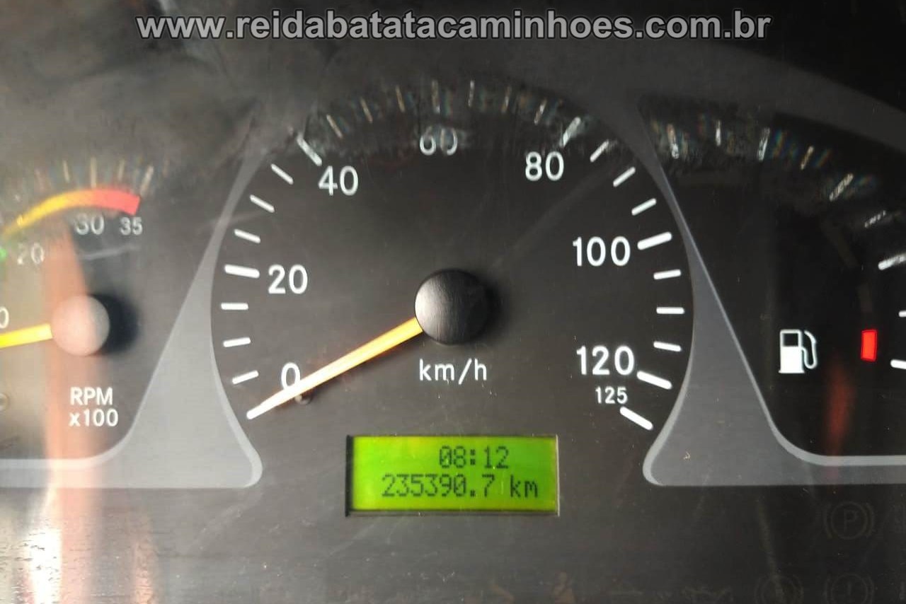 Mercedes Benz Accelo 915 - 08/08 9