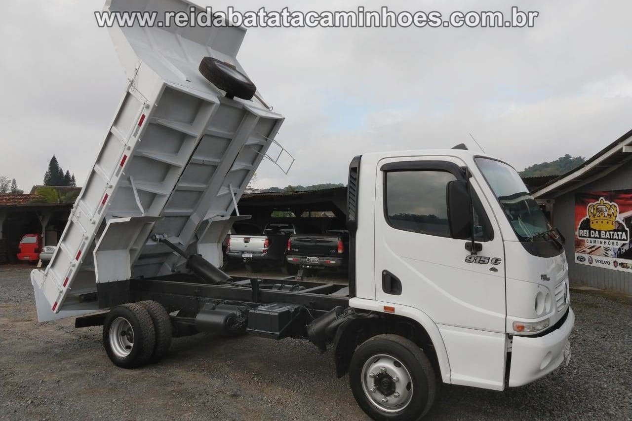 Mercedes Benz Accelo 915 - 08/08 16