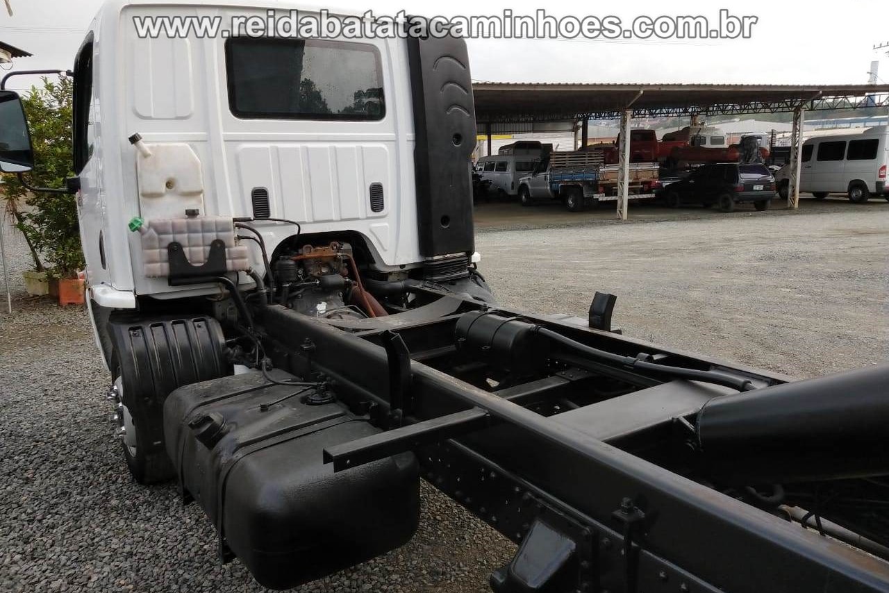 Mercedes Benz Accelo 915 - 08/08 23
